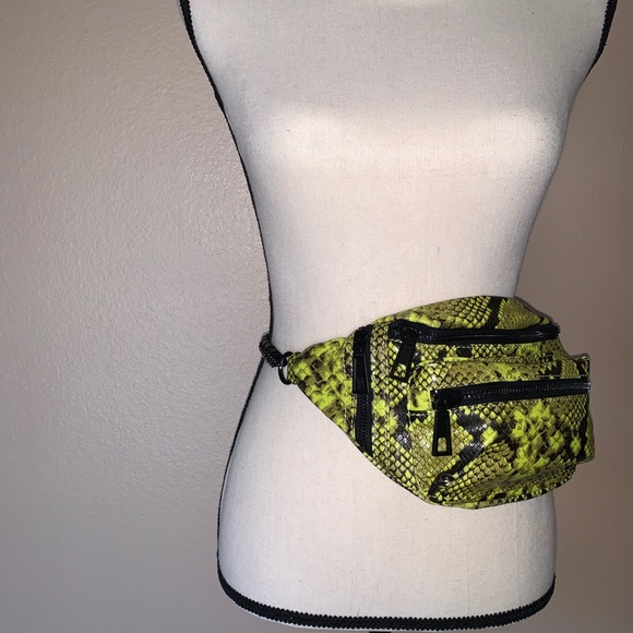 Aldo Handbags - 💵 Venom